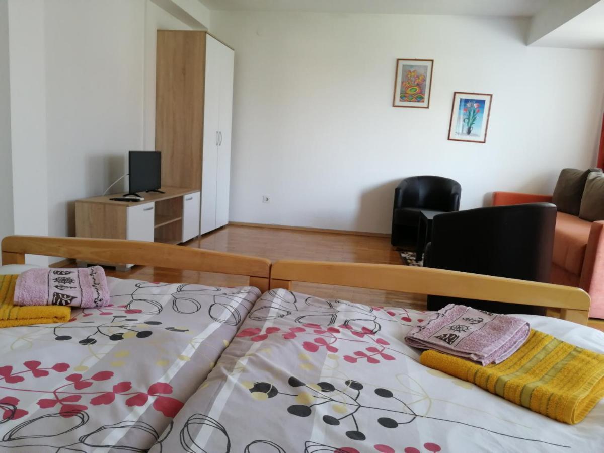 Filip Apartments Охрид Екстериор снимка